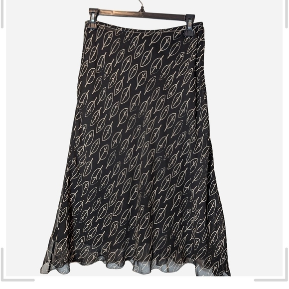 Pre-owned Studio M Black and Cream Leaf Pattern - Picture 3 of 9